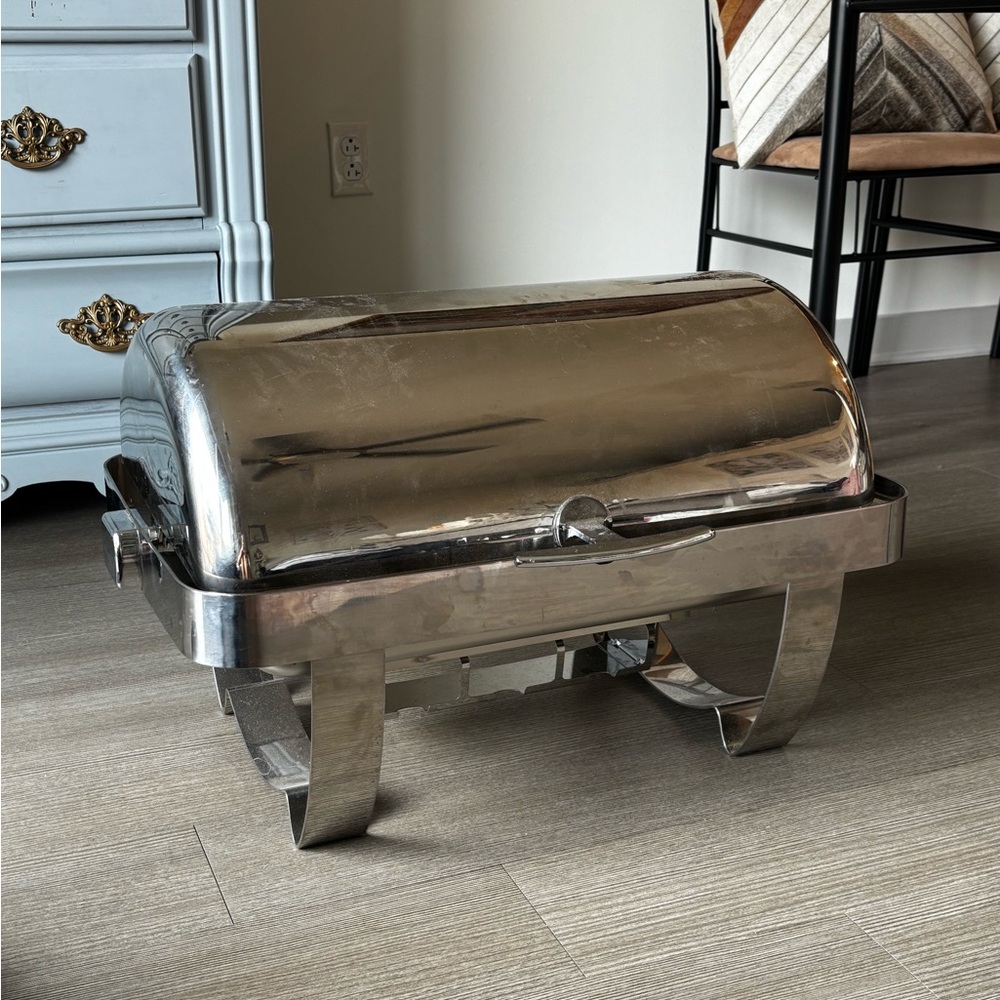 26” Stainless Steel Chafer with Roll Top - Professional Grade